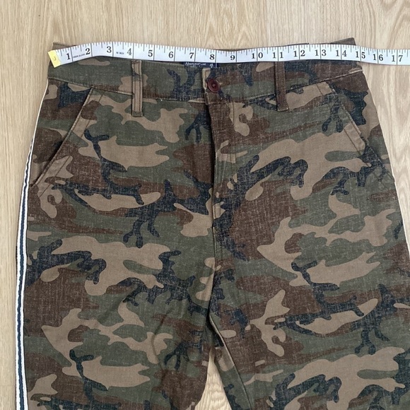 Y2K Vintage Inspired Abercrombie Camo Pants Size 28 Streetwear Cool Straight Leg - Picture 7 of 13
